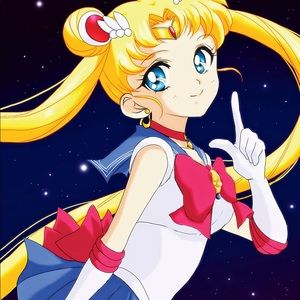 Meet your Posher, Adriana